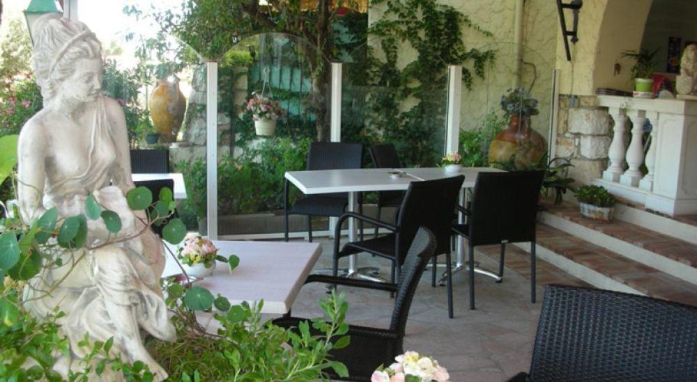 Castel Garoupe Hotel Антиб Екстериор снимка