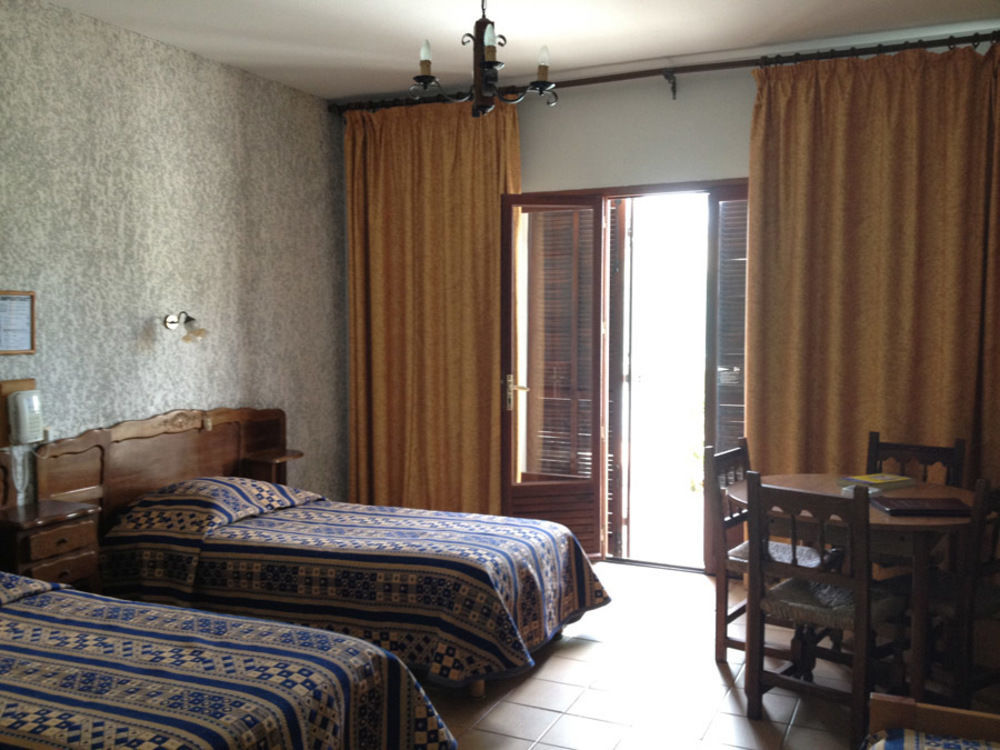 Castel Garoupe Hotel Антиб Екстериор снимка